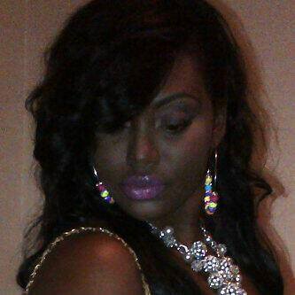 Recording Reggae/Pop Artiste,music is life my voice is ma hustle;-)