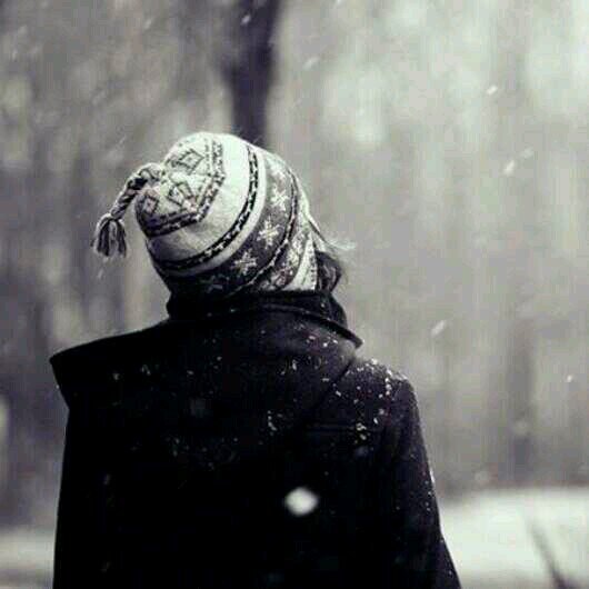 ‏‏اممم مزااجيه جدآ ،، ﻻ يهمني اﻻ رضا ربي وامي وابي فقققط..ومكتفيه بأميري لذالك فالخآص ممنوع تماما ♡صلوو ع الحبيب..