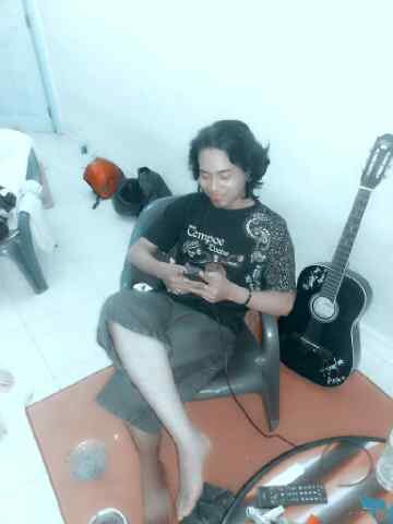 rizkimuhammad52's profile picture. 