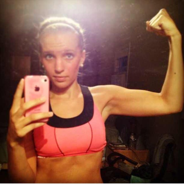 FitJourneyQueen's profile picture. 