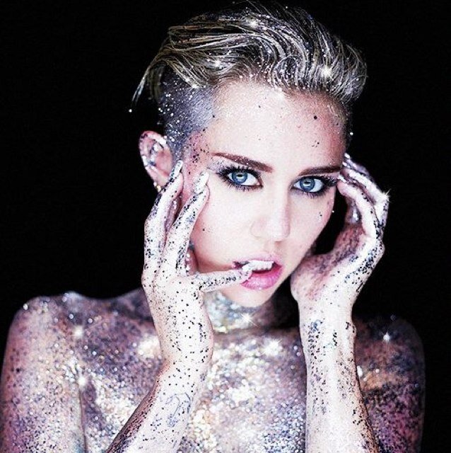 Smiler1999's profile picture. Hi,my name is Sofia,I'm a student,I love English.My favourite personages are Miley Cyrus,Justin Bieber,Tiziano Ferro.I hope in my dreams