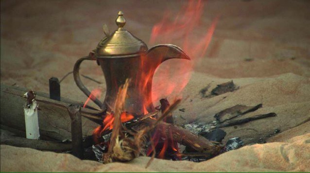 ‏‏انا إنسان اعي بان لي رب كريم رحيم عطـوف واتمنى ان اكون ممن يملأ قلوبهم الايمان دائمـاً وابــداً