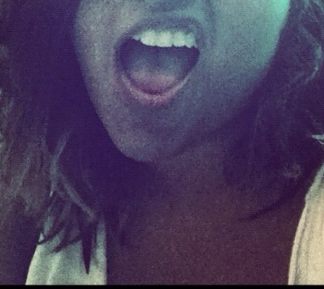 I'm a loser, baby. So, why don't you kill me? Born to be an actress. Lesbian. TEXAS.