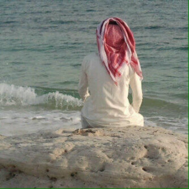 الي يسابقني على الطيب مسبوق & والي يدور زلتي عزتي له