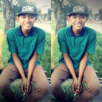 Cowo relatif yang jarang senyum, hobby berandai-andai dan, lebih banyak diam ☺