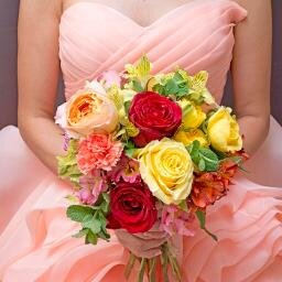 The Royal Wedding & Organizer specialize in beach wedding, honeymoon destinations, wedding cake and luxury wedding gown.