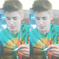 ★ This is a free follow so in return please go and follow @Itzasmiler ★ YOU DON'T HAVE TO FOLLOW THIS ACCOUNT ★
