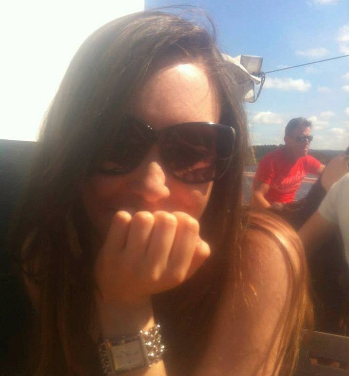 BecsAbbott's profile picture. 