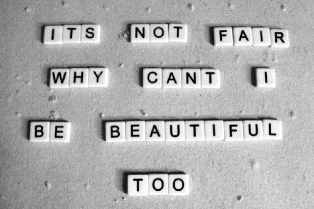 *TRIGGERING PAGE* dont follow if you are easily triggered, you're all beautiful - drowing in depression.