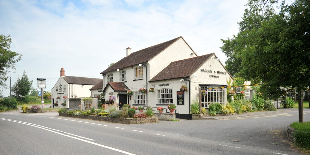 Real country pub in the heart of Cheshire, fantastic food served in both the bar and restaurant. Great accommodation as well as clay pigeon shoots monthly