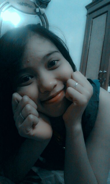 ApriyantiTeti's profile picture. Be your self n evrybody☺| my husb risanggono♥