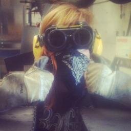 she/her artist, front woman @petrol_girls (feminist hardcore punk) & PASTE (art punk?!) / writer: @ladyfuzz , Nasty Women @404ink, Cut & Stitch @roughtradebooks