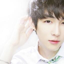 กูคิดว่ากูหล่อ  ตอบทุกคน ไม่ตอบ = ทักใหม่      โสด.