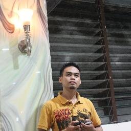 Jangan hanya mau jadi Orang SUKSES,tapi jadilah Orang yang Punya NILAI | PIN BB.2B05186A | FB: http://t.co/YJesC3waoE
