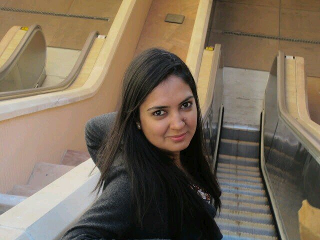 Marketer. Sales'woman'. Argumentative and opinionated! In love with literature, public speaking, traveling and everything social.