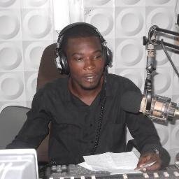 sports presenter @Accra fm,sports entusias,talks and eats sports for a living.