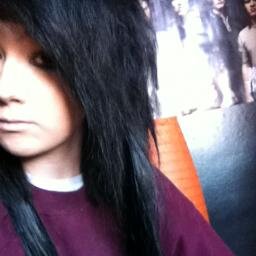 Hi i'm chels, bands are great, if you like bands then you are also great ok