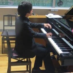 青山学院大学ピアノサークル「青山ピアノソサエティ」の卒業生向けのアカウントです。現在2013年卒の関将和が管理しております。卒業生定期演奏会の情報や現役生の後輩達の演奏会情報、同窓会の企画、プロのピアニストのリサイタル情報などを発信していきます。発信してほしいことがあったらメッセージください。