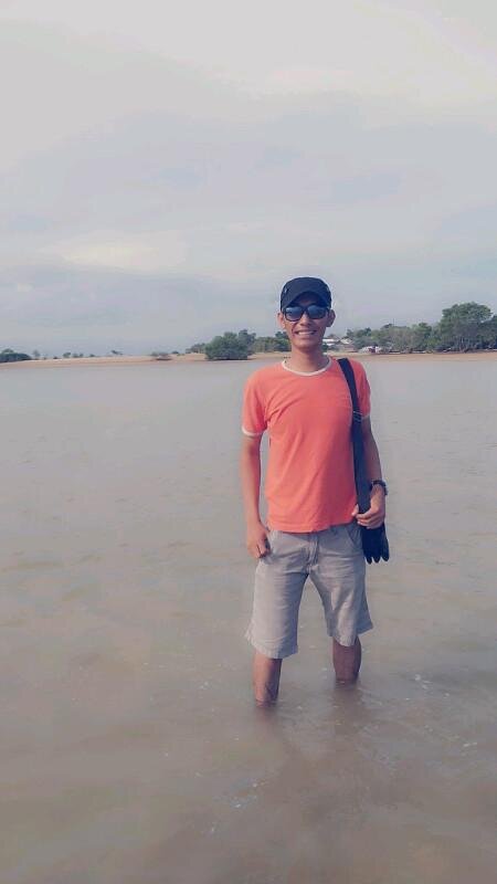 Royal_MacikuM's profile picture. Hidup Adalah Perjuangan yang Harus Kita Hadapi. . .  :)