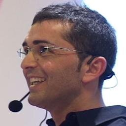 Sono un #coach. Miglioro per aiutare gli altri a MIGLIORARE. SeNonSonoInAula, CoNiMieiFigli, ConCristina, conGliAmici InMoto, alloraStoGiocandOaGolf :-) #PNL