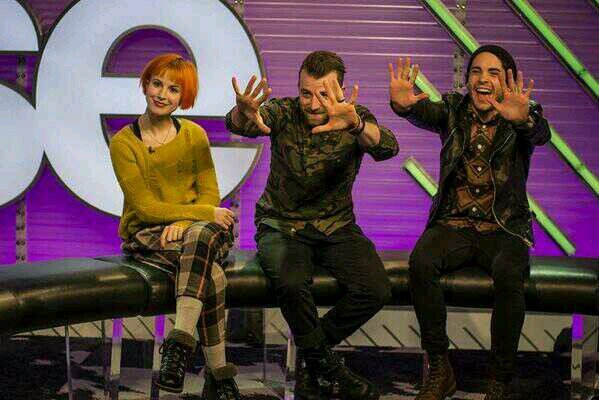 i've got a problem with the password of this account. I would appreciate it if you can follow my new account @Marthe_Paramore