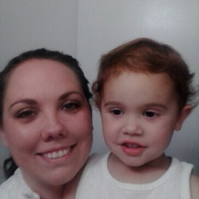 Super awesome single mom of a even more awesome little girl!! Im living life to the fullest and enjoying every second!