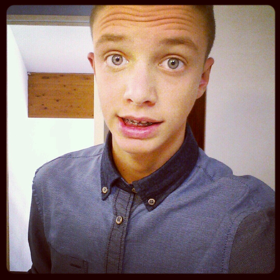 je suis dans la cuisine... tu bouffe ce que je prépare #teamkaaris instagram : bastoon_bnstnd