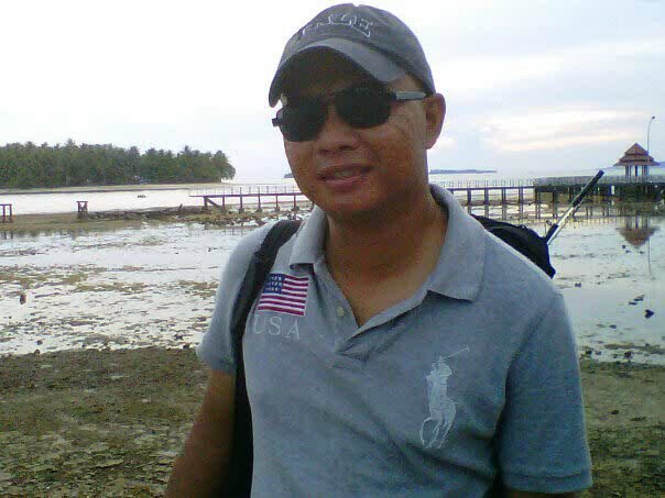 Easy going...suka canda, senang adventure apa lagi mancing...,apa lagi ya...? Ntar aja lah....