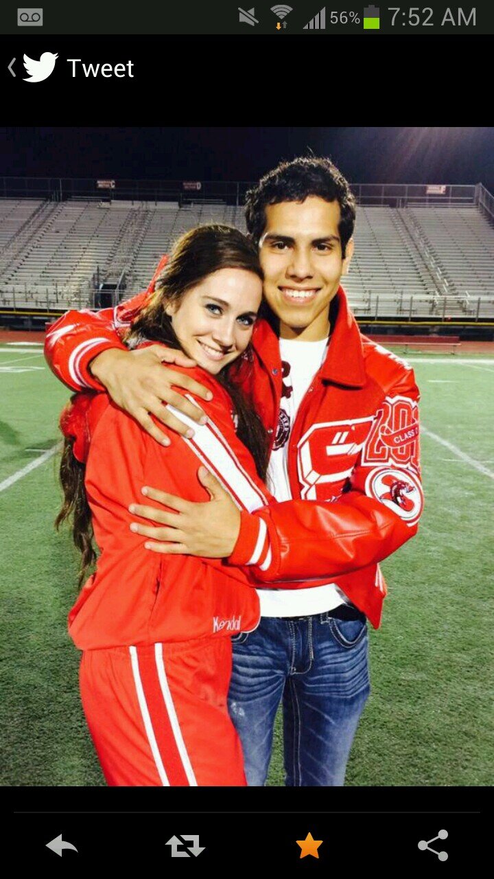 NoeMtz400's profile picture. to be quite honest making people laugh makes me happy