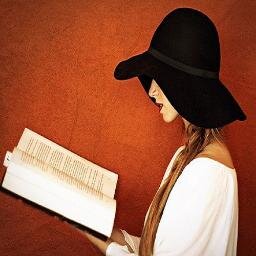 📚Blog sobre libros y opiniones. Busco en ellos curiosidades y una forma de incitar a la lectura.
❤️🧡💛 ¡Silencio, se lee! ❤️🧡💛