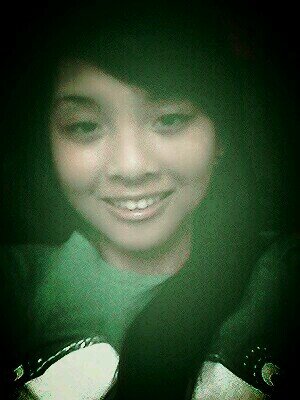 *born 97.April 18.*follow me and i will follow you backk..; ) #instagram rchaellmichelle97. Don't forget to smile always..; )))))