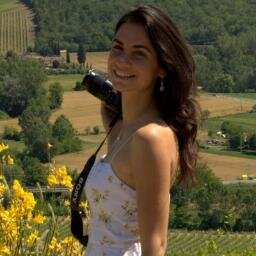 adeleinr's profile picture. Beach girl, tech for fun. Made with love in Cuba.