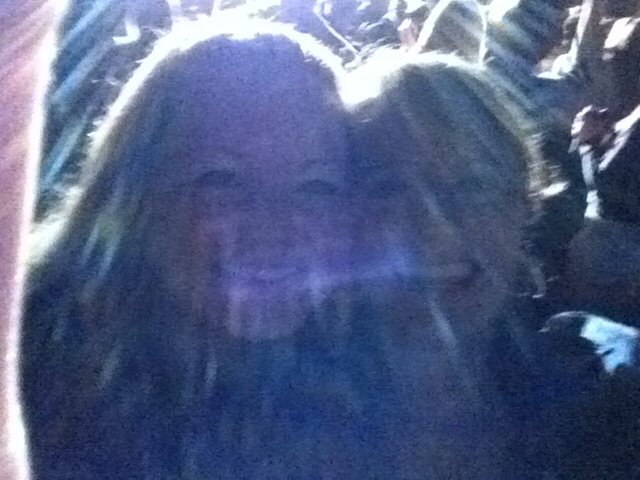 2 girls from the 'Burgh who love tailgating and live music!