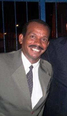 Amo ao Senhor, minha Familia e Igreja Presb. ind. do Brasil. sou flamenguista, pai de 04 filhos