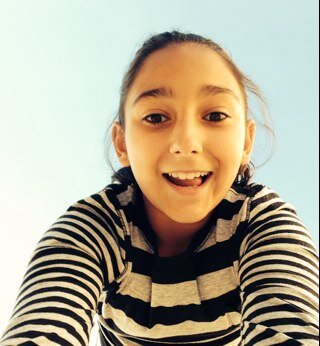 Hii.. :D I'm Ada..I am from Armenia and I'm an Armenian DIRECTIONER ^___^ Pleaase follow me and I'll follow you back :))