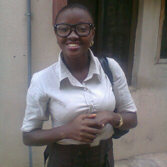 Follybee16's profile picture. Jos me!