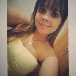 O seu mal pensado, o seu mal olhado, não me faz andar pra traz e nem ficar parado! ♪ X Julianne Sampaio X