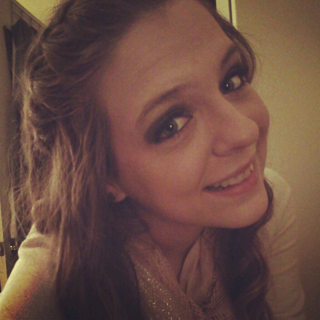 kaylinbbyxo's profile picture. Inhale the future; Exhale the past. 3