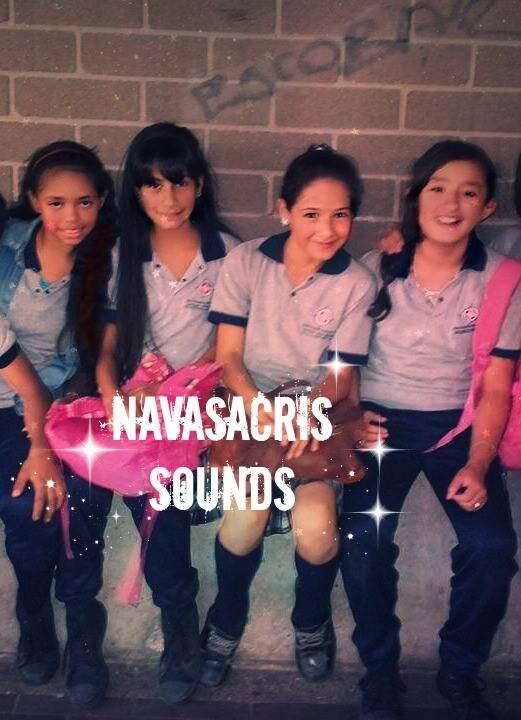 nos encanta la musica el arte y amamos a los fans k nos siguen y ke siempre son los mejores muak siganos en twitter