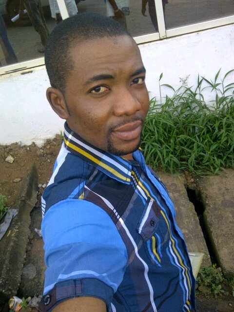 A man of integrity... His grace į̸̸̨§ sufficient Fσя̩̥̊ ♍ƺ, As  ℓ̊​ follow, U̶̲̥̅̊  follow back!