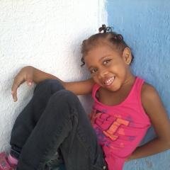 lo mejor de la vida es tener a alguien que te quiera y uno de ellos son los hijos te QUIERO BEBE