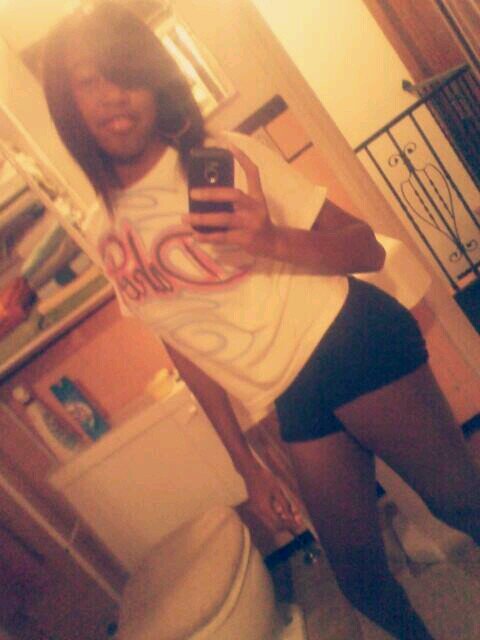 Kik Me @ Dezzy_Khold_

FMOI @ ____CrookeddSmilee

Add Me On FB @ Dezzy Pooh Got Fans