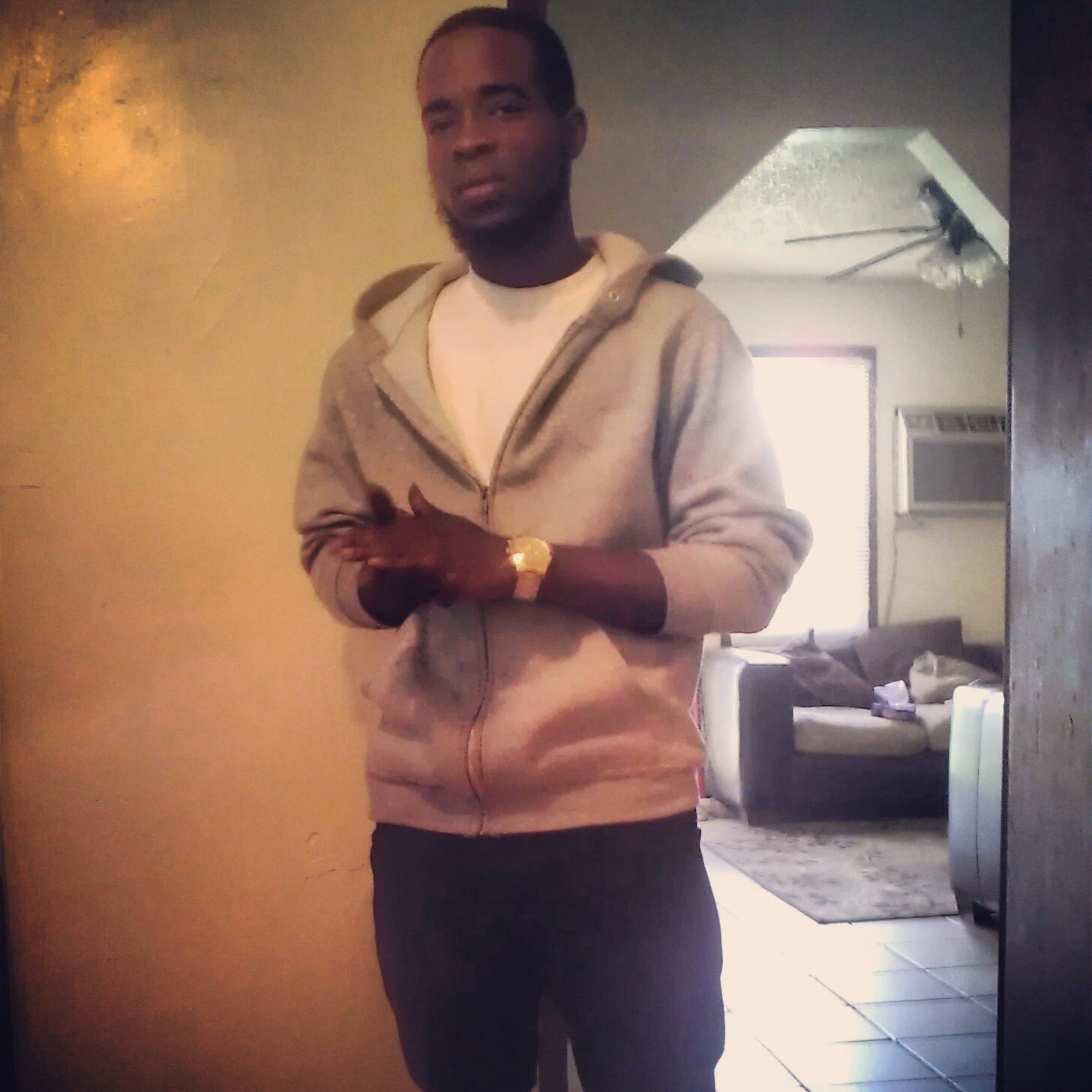 O..o BACK 2 DEM WEST DAYS SKIPPING CLASS GETTN HEAD N DA HALLWAYS...Beefn ova HOES lil buddy Dats a NO NO...