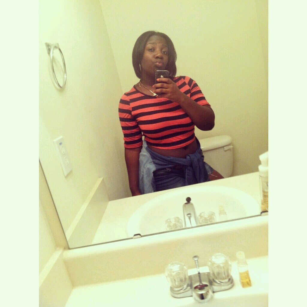 Dee_Babie's profile picture. instagram: @usetobesane ~ http://t.co/ks5ltQpTTL