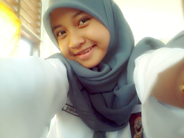 AzizahYuliantiPutri • KakaIald • KakaAnnisa • KakaHaliza • TenAdoLestaL☺