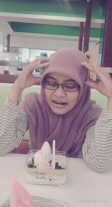 just simple mention
and i'll be follback.. :-)