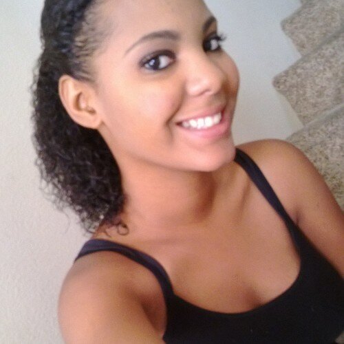 Kiaraa(; Phoenix Graduate c/o 2013 Business AA & a #Mommie ! #Kylee Bess!!