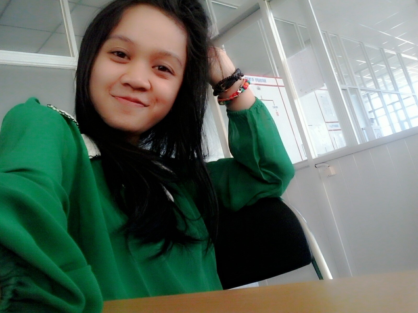 follow my last twitter @ranitiaraa ! followback comment please
