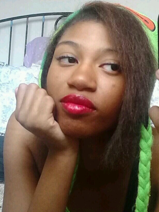 love|hate|17|beautiful|funny|songwriter|single|twerker| singer|IFOLLOWBACK|sexy