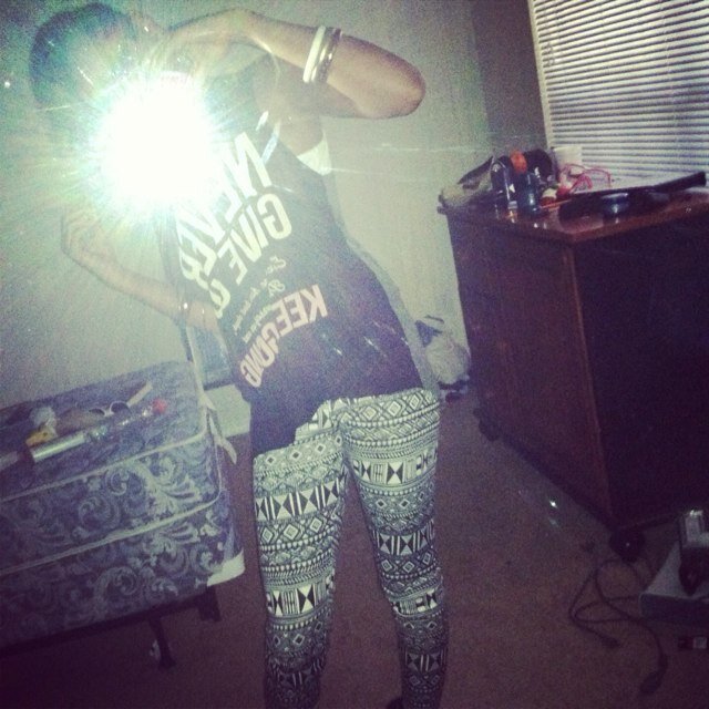 SINGLE BUT CRUSHIN